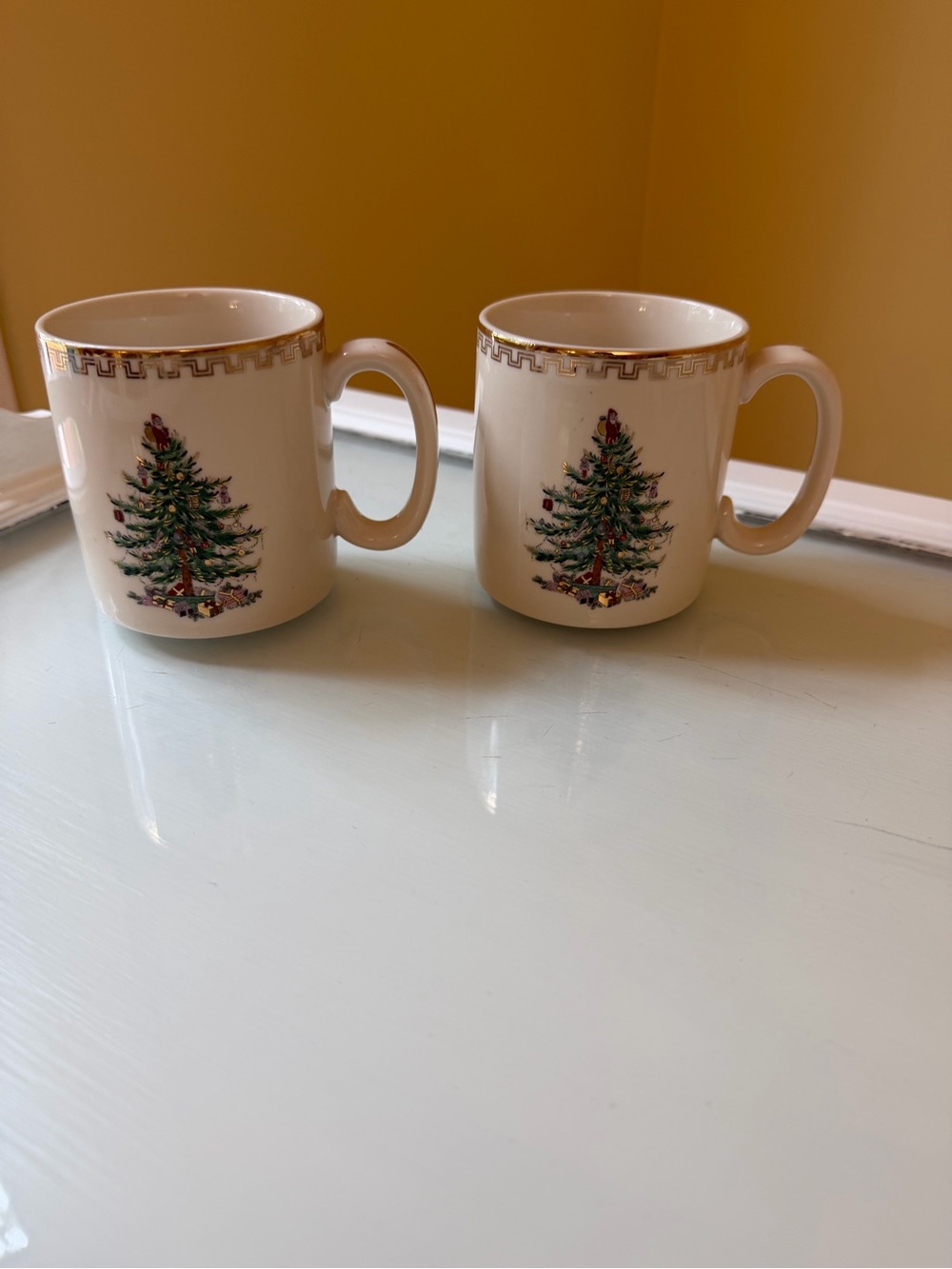 Spode White and Green Christmas Tree Mugs with Gold Trim - Set of 4